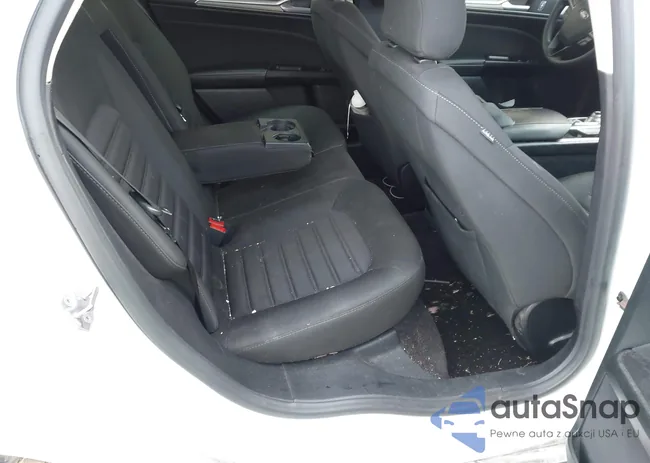 3FA6P0HDXHR270948: 43832238