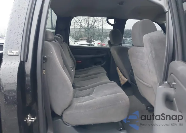 1GCHK23U96F135779: 43832475