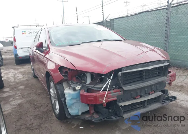 3FA6P0LU4JR267749: 43831604