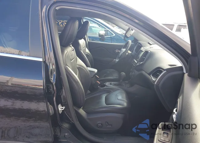 1C4PJMMX0MD181741: 43831713