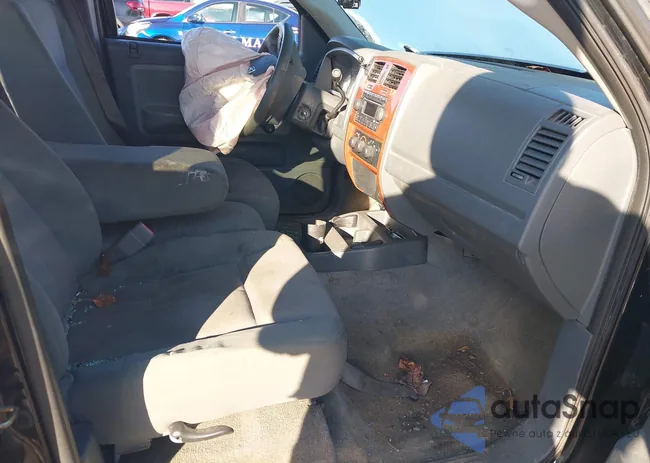 1D7HE22K25S346826: 43831732