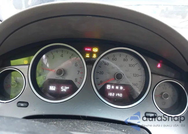 2V4RW3D15AR280277: 43831864