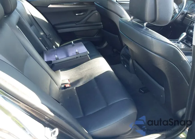 WBAXG5C53CDW85779: 43832978