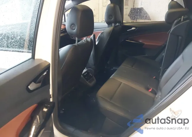 WVGTMPE22MP028136: 43833117