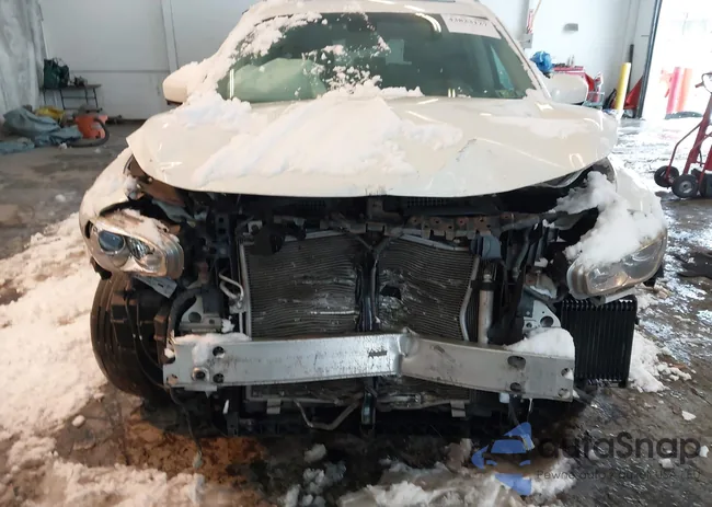 5N1AL0MM4EC553986: 43833127