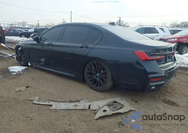 WBA7U2C03NCH26600: 43833191