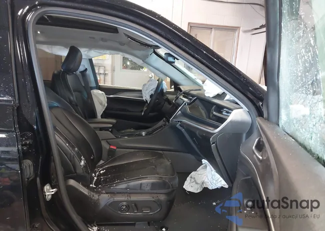 1C4RJYB62RC721016: 43833409