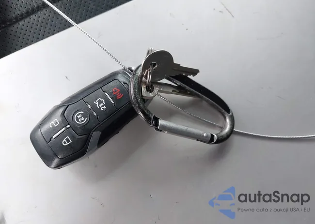 1FATP8UH8F5415415: 43832523