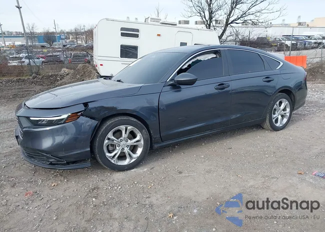 1HGCY1F29PA052379: 43832531