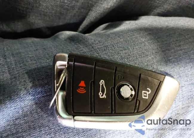 5UXTR9C59JLC83384: 43832789