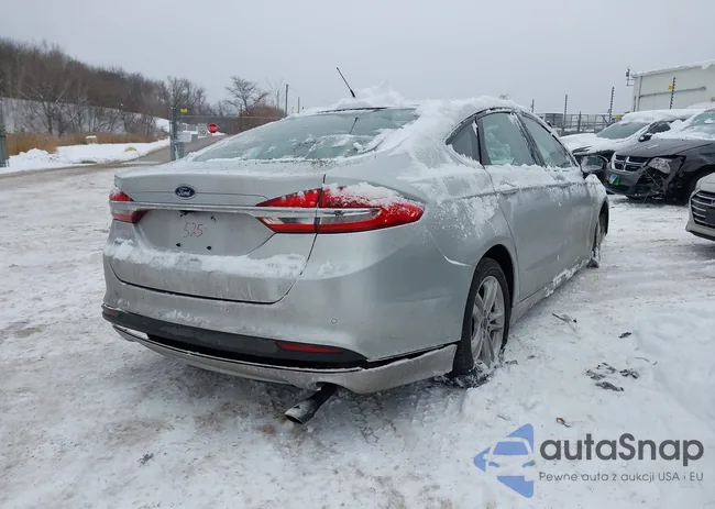 3FA6P0LU7JR147525: 43833915