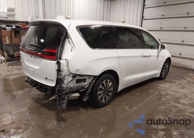 2C4RC1L74NR121222: 43834005