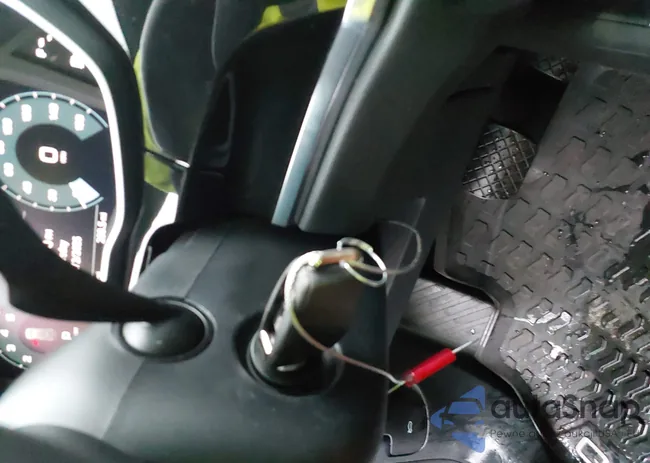 WA1AUCF39N1131273: 43834073