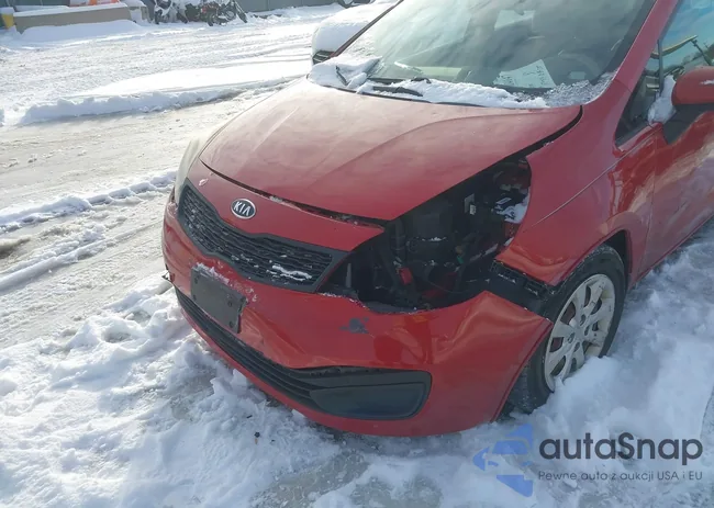 KNADM4A34C6076261: 43834147