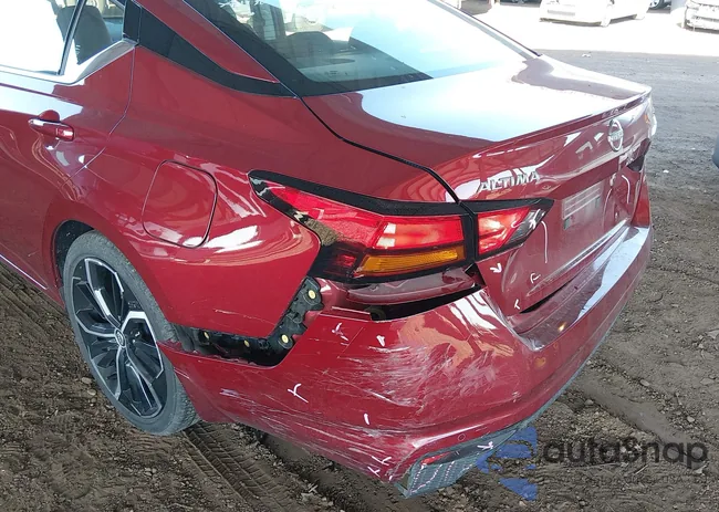 1N4BL4CV5SN355403: 43834236