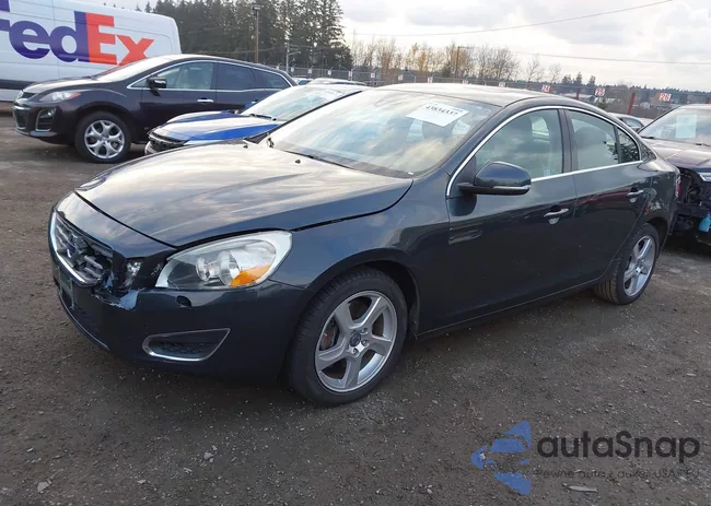 YV1612FS0D1214282: 43834337