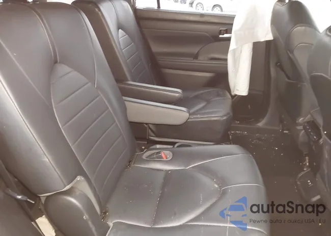 5TDGZRBH6MS548387: 43834477