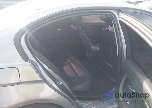 WBAPH7C52BE681353: 43834493