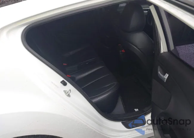 KMHTC6AE3FU233952: 43833524