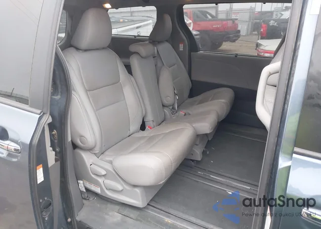 5TDYZ3DC5HS889594: 43833572