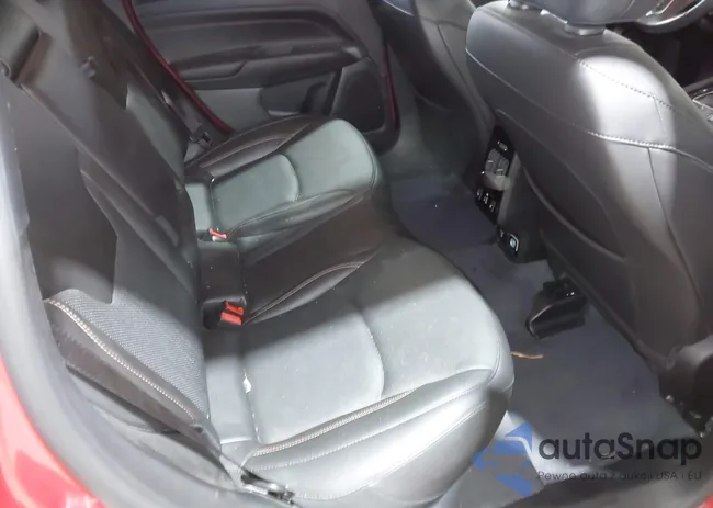 3C4NJDCB3NT232013: 43833598