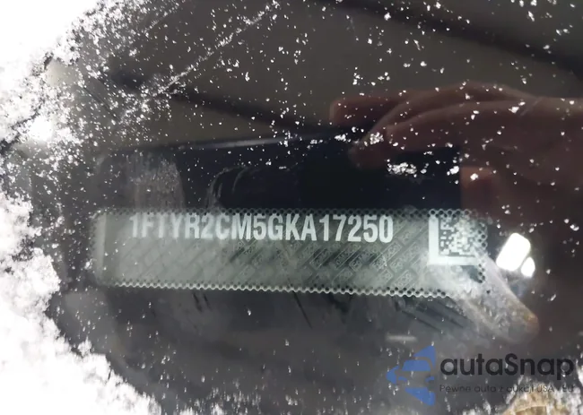 1FTYR2CM5GKA17250: 43833601