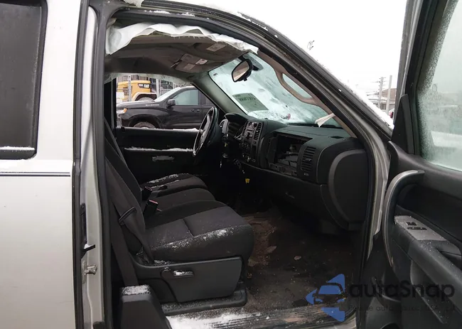 1GCSKSE38AZ163591: 43833688