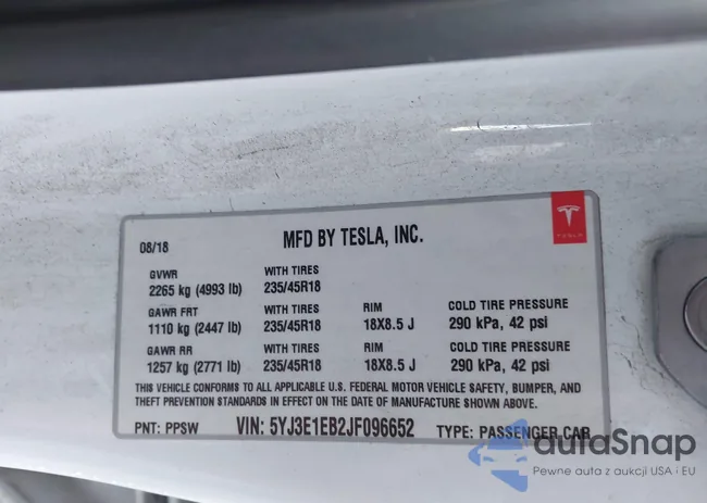 5YJ3E1EB2JF096652: 43833717