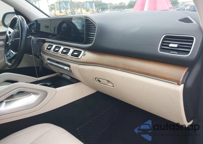 4JGFB4JBXMA388510: 43833859