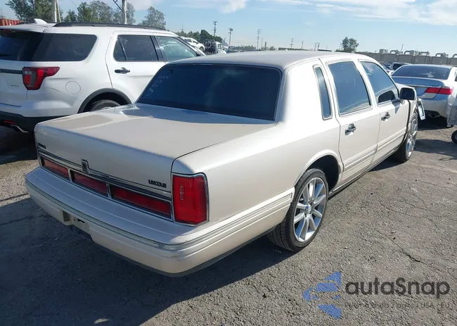 1LNLM83W6VY662363: 43834941