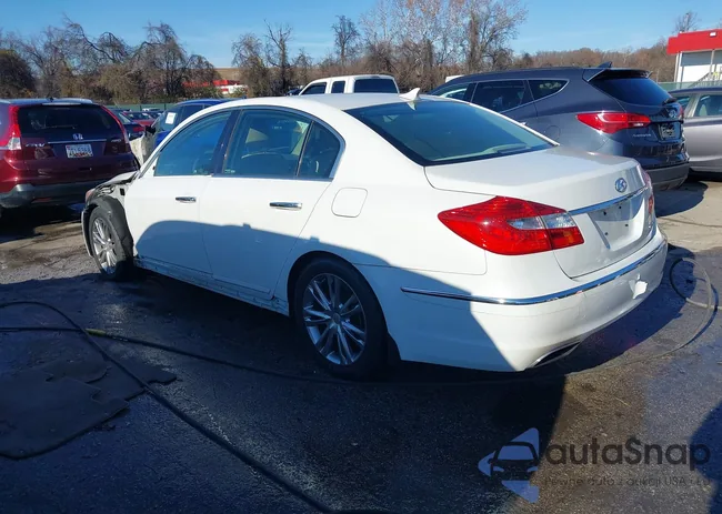 KMHGC4DD0CU196895: 43835153