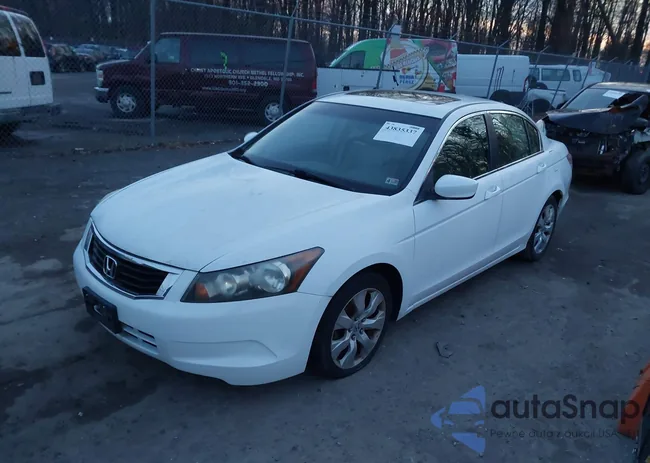 1HGCP26829A114012: 43835337