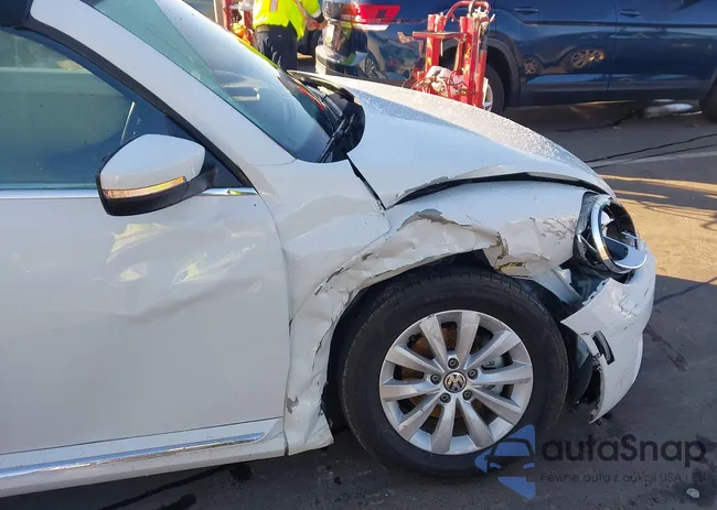 3VW5DAAT3JM516437: 43835341