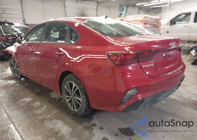 3KPF24AD9RE814570: 43834537