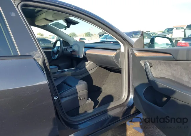 7SAYGAEE6RF083699: 43834546