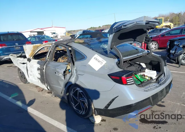 KMHL14JAXSA431320: 43834572