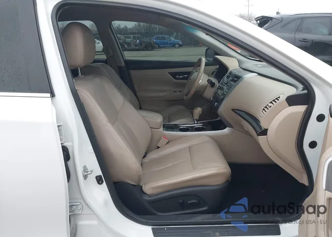 1N4AL3AP1FC247937: 43834610