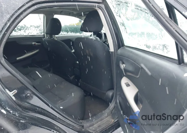 2T1BU4EE4AC256643: 43836011