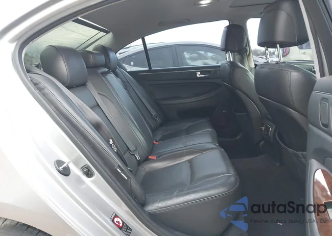 KMHGC4DF5AU096368: 43836346