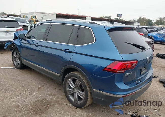 3VV3B7AX8LM148718: 43835568