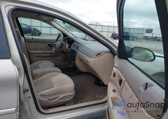 1FAFP53UX7A202145: 43837119