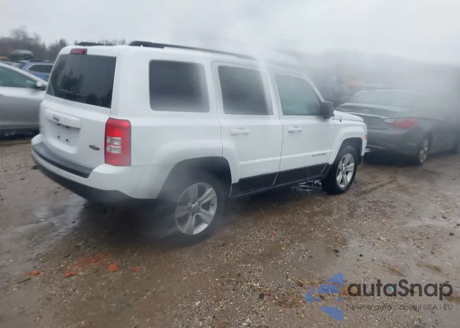 1C4NJRFB2ED908353: 43837147