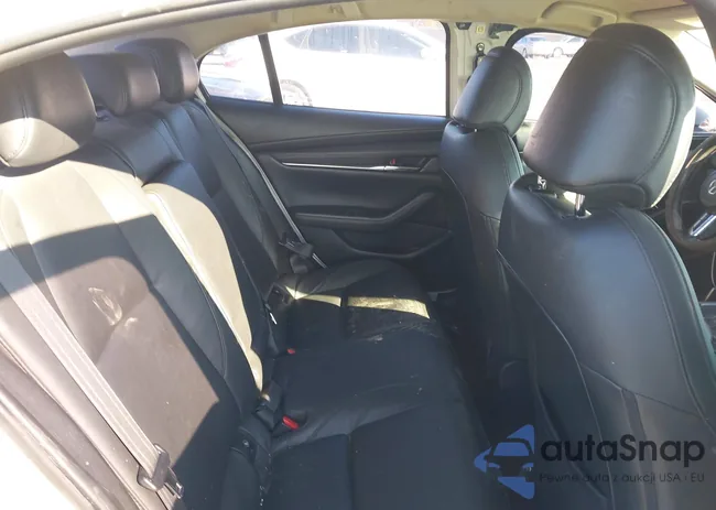 3MZBPAAL6KM106839: 43837203