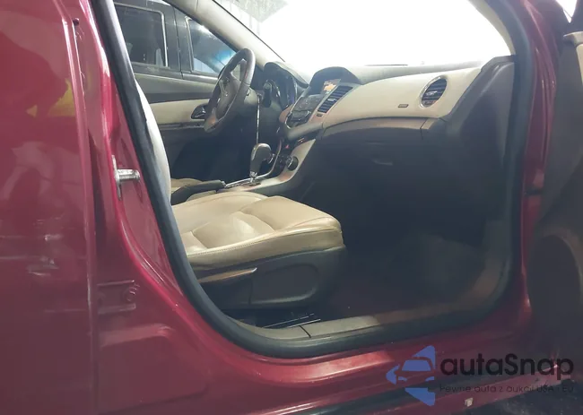 1G1PE5SB8D7307028: 43837204