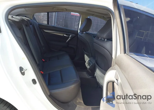 19UUA8F28CA030112: 43837313