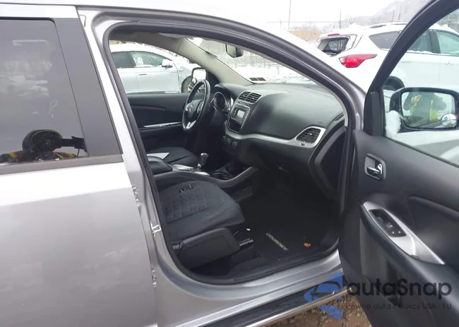 3C4PDDGG9GT118302: 43837382