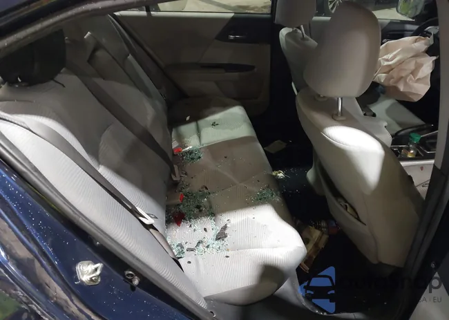 1HGCR2F32FA019945: 43837503