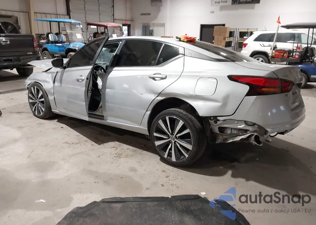 1N4BL4CV3NN355209: 43837983