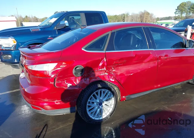 1FADP3J21EL409733: 43838008