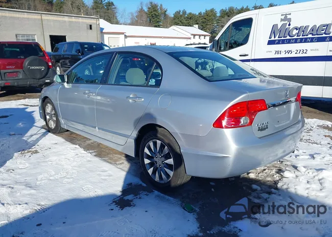 2HGFA1F8XAH561735: 43838164